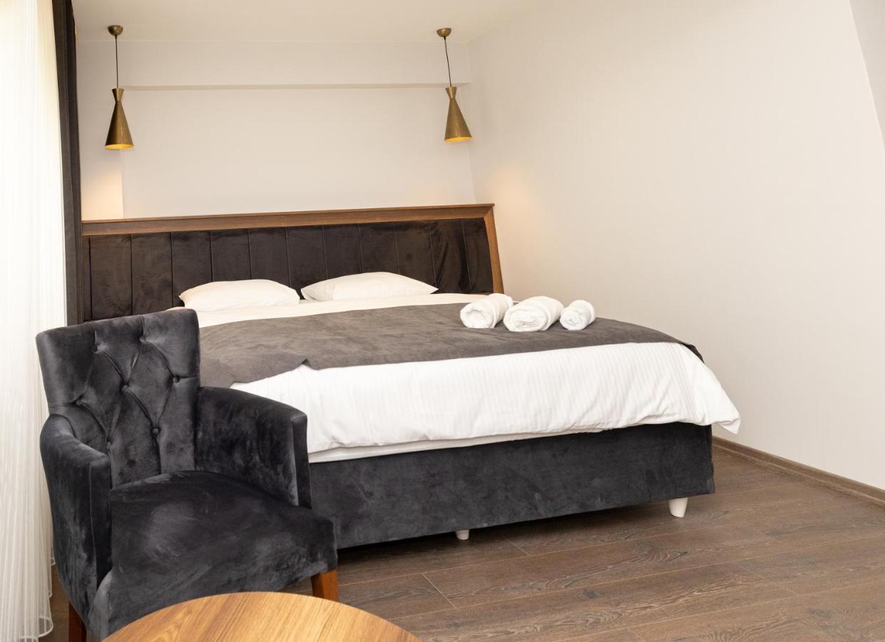 Tuerkler Suite Hotel ทรับซอน ภายนอก รูปภาพ